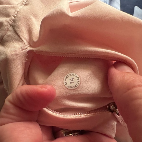 Lululemon Track That Mid-Rise Lined Short 5"
Strawberry Milkshake - Picture 7 of 9